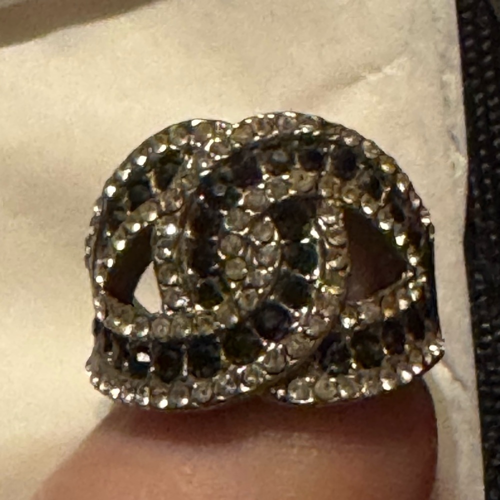 Elegant Silver Tone, Silver, and Dark Blue Crystal Cocktail Ring sz 8.5